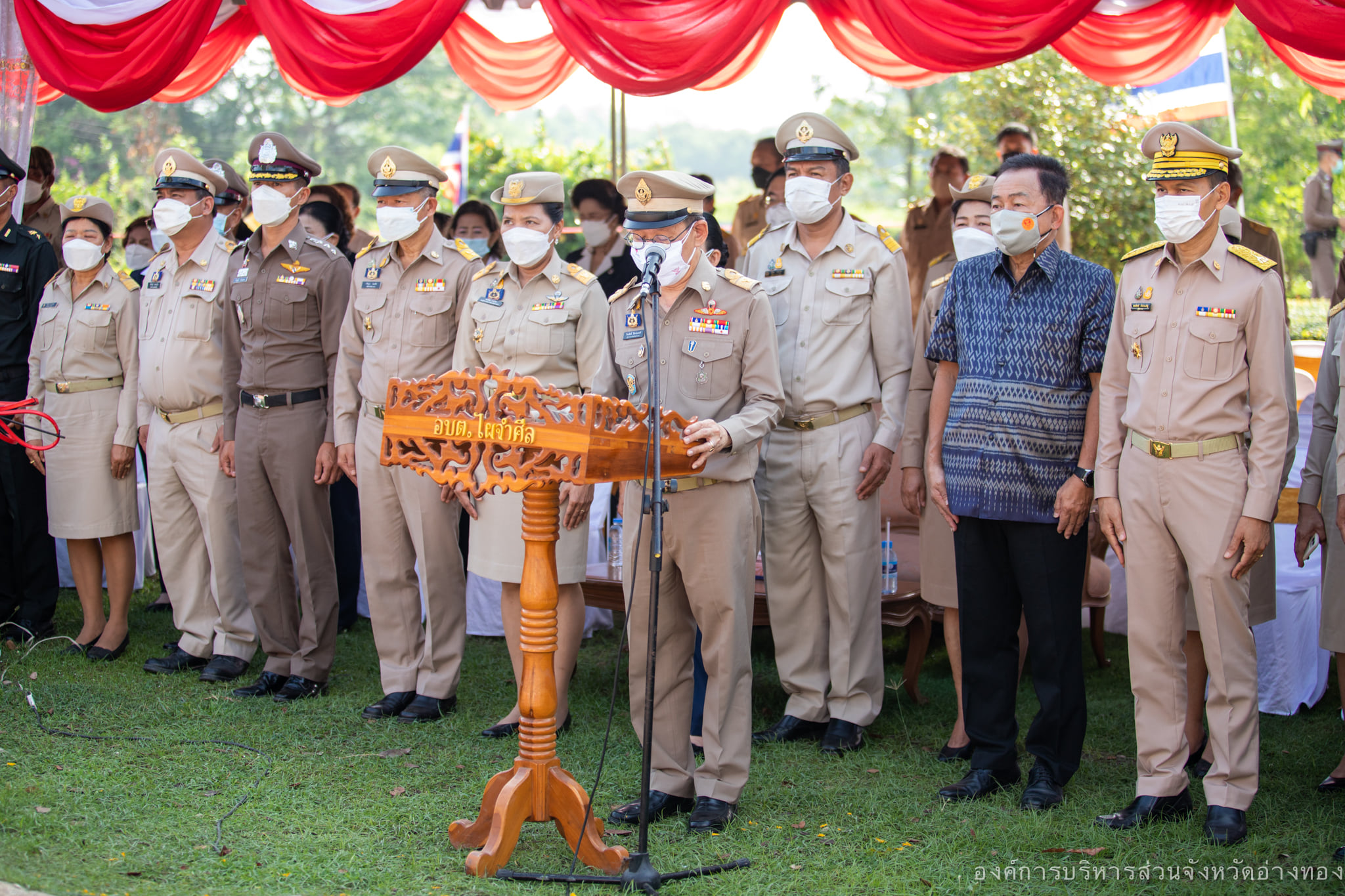 ร่วมพิธีบวงสรวงและวางพวงมาลาสักการะแด่วีรชนแขวงเมืองวิเศษไชยชาญ โดยมีนายวีระศักดิ์ วิจิตร์แสงศรี ผู้ว่าราชการจังหวัดอ่างทอง เป็นประธานพิธีฯ