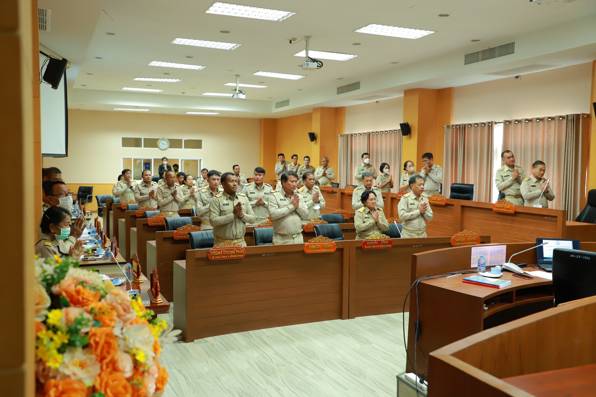 ประชุมสภาองค์การบริหารส่วนจังหวัดอ่างทอง สมัยวิสามัญ สมัยที่ 3 ประจำปี พ.ศ.2566