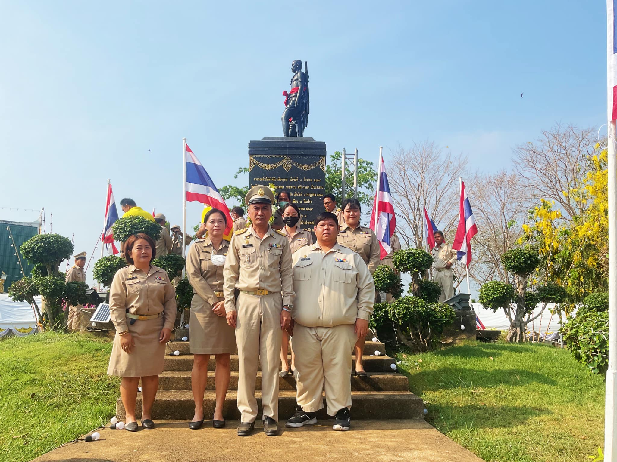 อบจ.อ่างทองเข้าร่วมงาน “สดุดีวีรชนแขวงเมืองวิเศษไชยชาญ ประจำปี ๒๕๖๗”